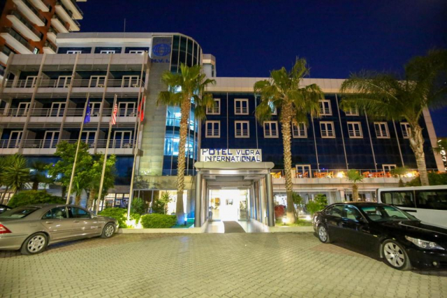 24.06 avion Cluj Napoca, Albania - Litoral Albania Vlora, Hotel Vlora International 538 EURO, 7 nopti, Mic dejun inclus