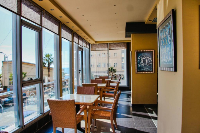 01.07 avion Cluj Napoca, Albania - Litoral Albania Durres, Hotel Nais Beach 498 EURO, 7 nopti, Mic dejun inclus