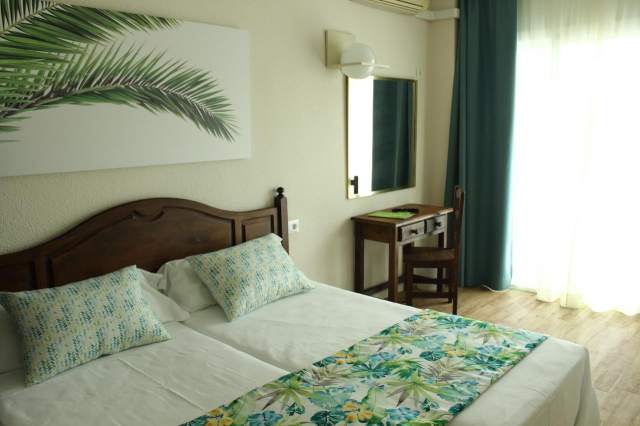 03.07 avion Bucuresti, Spania - Costa del Sol - Malaga Benalmadena, THB San Fermin 900 EURO, 7 nopti, Fara masa