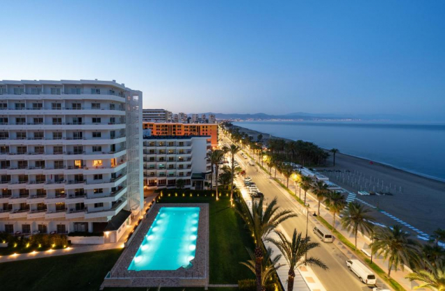 03.07 avion Bucuresti, Spania - Costa del Sol - Malaga Torremolinos, Hotel Apartamentos Bajondillo 939 EURO, 7 nopti, Fara masa