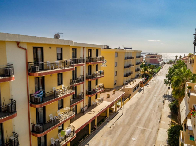 08.06 avion Bucuresti, Italia - Sardinia Alghero, Rina Hotel 783 EURO, 7 nopti, Mic dejun inclus