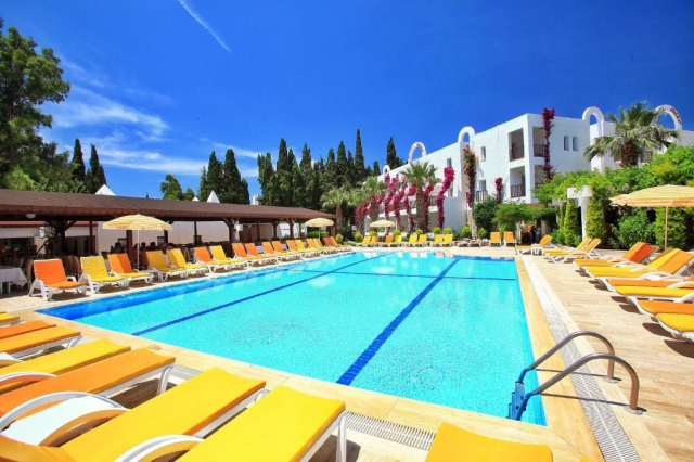 06.06 avion Bucuresti, Turcia - Regiunea Marea Egee Bodrum, Natur Garden Hotel 596 EURO, 7 nopti, All inclusive
