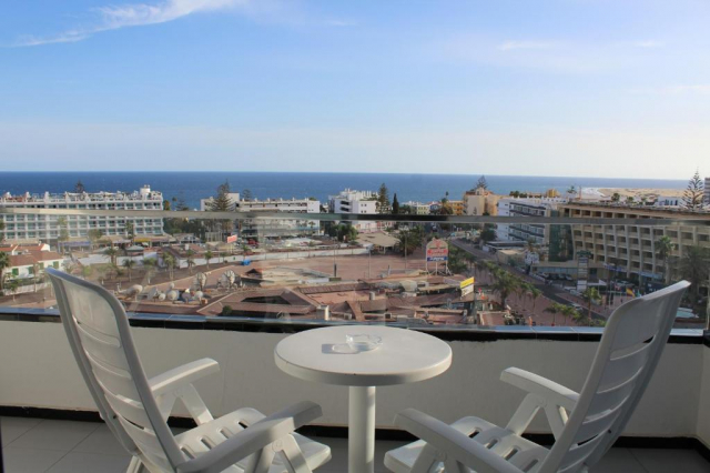 13.06 avion Bucuresti, Spania - Gran Canaria Playa del Ingles, Hotel Green Field 675 EURO, 7 nopti, Mic dejun inclus