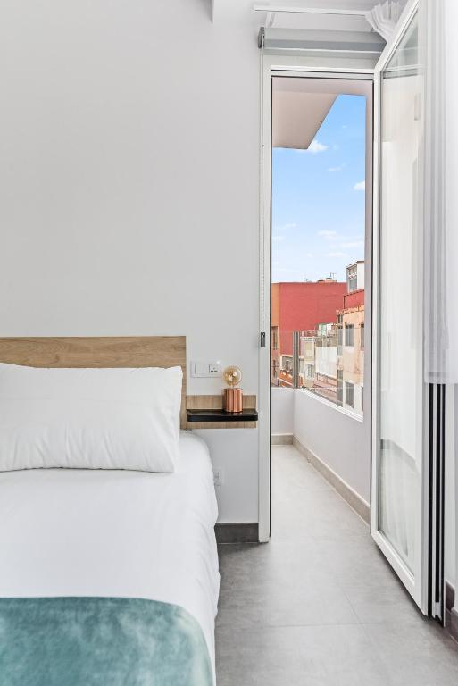 20.06 avion Bucuresti, Spania - Gran Canaria Las Palmas, Open Sea Suites 832 EURO, 7 nopti, Fara masa