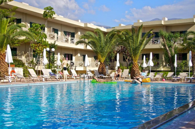 09.07 avion Bucuresti, Grecia - Creta - Heraklion Malia, Solimar Ruby 988 EURO, 7 nopti, All inclusive
