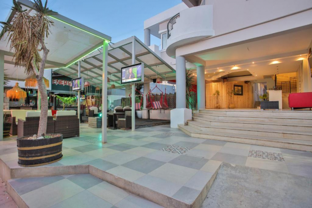 11.06 avion Bucuresti, Grecia - Creta - Heraklion Malia, Malia Energy by Estia 469 EURO, 7 nopti, Fara masa