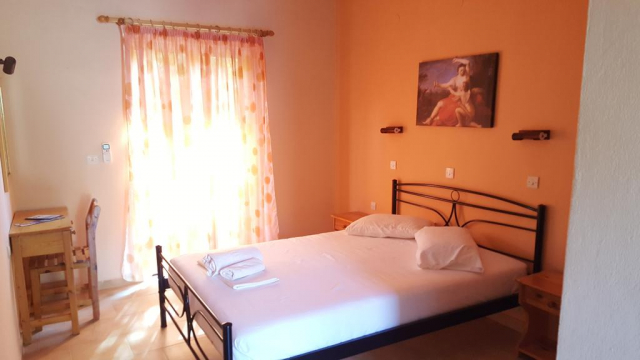 16.06 avion Bucuresti, Grecia - Corfu Kavos, Kalypso Studios and Apartments 538 EURO, 7 nopti, Fara masa