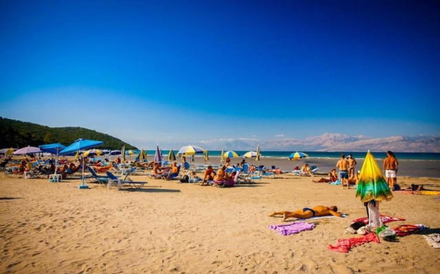 16.06 avion Bucuresti, Grecia - Corfu Kassiopi, Michelangelo Resort 616 EURO, 7 nopti, Demipensiune inclusa