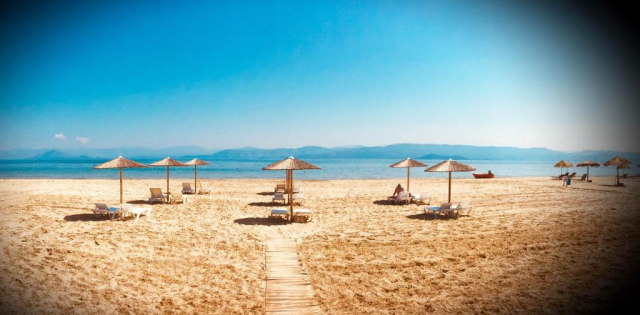 30.06 avion Bucuresti, Grecia - Corfu Kavos, Koulouris Beach Hotel 587 EURO, 7 nopti, Fara masa