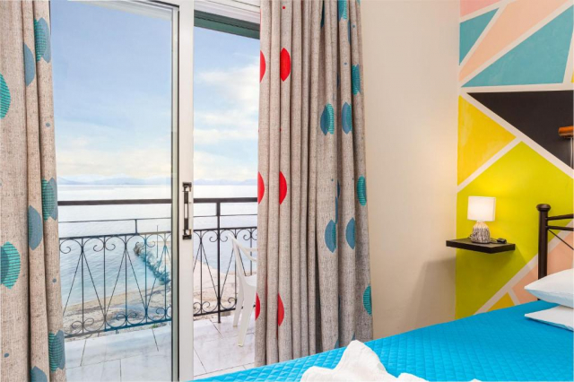 04.08 avion Bucuresti, Grecia - Corfu Benitses, Riviera Seaside Hotel 753 EURO, 7 nopti, Mic dejun inclus