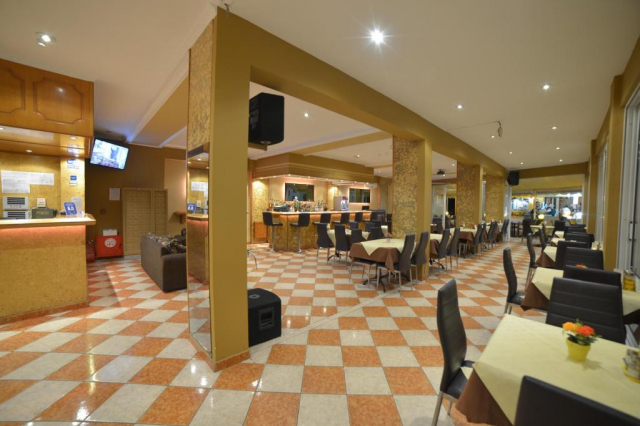 04.08 avion Bucuresti, Grecia - Corfu Sidari, Angelina Hotel & Apartments 783 EURO, 7 nopti, Mic dejun inclus