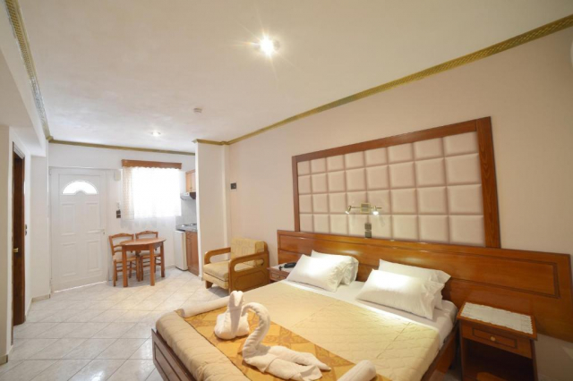 04.08 avion Bucuresti, Grecia - Corfu Sidari, Angelina Hotel & Apartments 783 EURO, 7 nopti, Mic dejun inclus