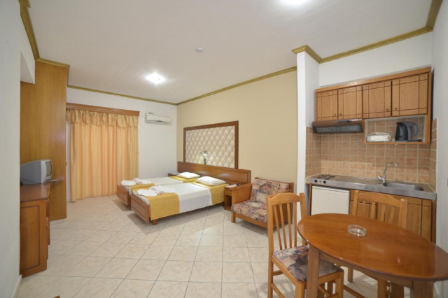 04.08 avion Bucuresti, Grecia - Corfu Sidari, Angelina Hotel & Apartments 783 EURO, 7 nopti, Mic dejun inclus