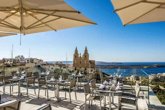 12.06 avion Bucuresti, Malta Mellieha, Maritim Antonine Hotel & Spa 792 EURO, 7 nopti, Fara masa