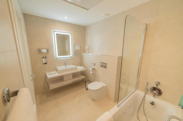 12.06 avion Bucuresti, Malta Mellieha, Maritim Antonine Hotel & Spa 792 EURO, 7 nopti, Fara masa
