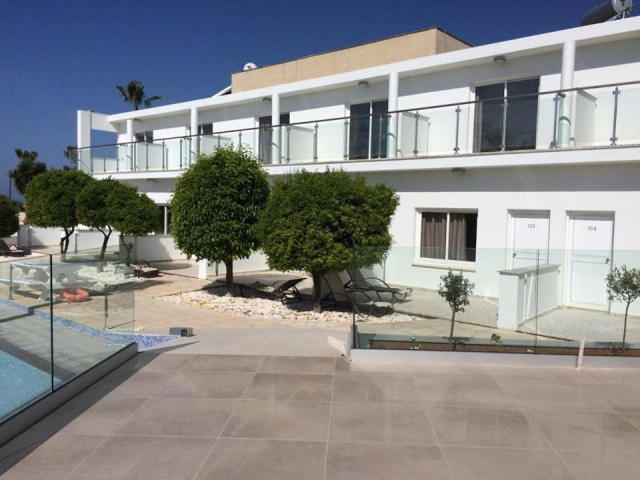 08.06 avion Cluj Napoca, Cipru - Zona Larnaca Ayia Napa, Hotel Fedrania Gardens 498 EURO, 7 nopti, Fara masa