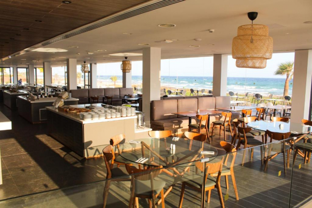 08.06 avion Cluj Napoca, Cipru - Zona Larnaca Ayia Napa, Hotel Piere Anne Beach 577 EURO, 7 nopti, Demipensiune inclusa