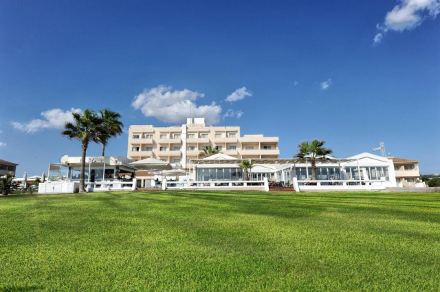 08.06 avion Cluj Napoca, Cipru - Zona Larnaca Ayia Napa, Hotel Piere Anne Beach 577 EURO, 7 nopti, Demipensiune inclusa