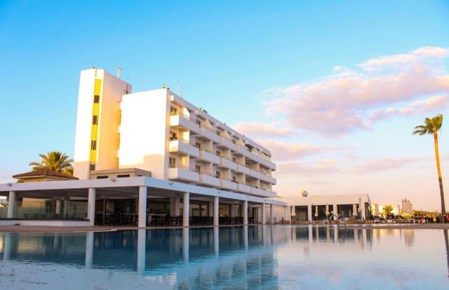 08.06 avion Cluj Napoca, Cipru - Zona Larnaca Ayia Napa, Hotel Piere Anne Beach 577 EURO, 7 nopti, Demipensiune inclusa