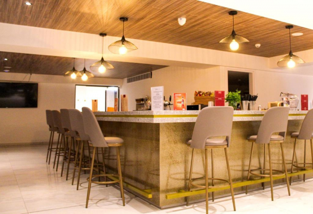 08.06 avion Cluj Napoca, Cipru - Zona Larnaca Ayia Napa, Hotel Piere Anne Beach 577 EURO, 7 nopti, Demipensiune inclusa