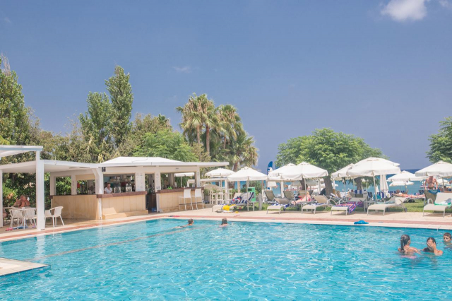 08.06 avion Cluj Napoca, Cipru - Zona Larnaca Protaras, Iliada Beach Hotel 694 EURO, 7 nopti, Demipensiune inclusa