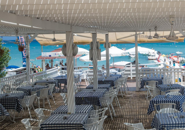 08.06 avion Cluj Napoca, Cipru - Zona Larnaca Protaras, Iliada Beach Hotel 694 EURO, 7 nopti, Demipensiune inclusa
