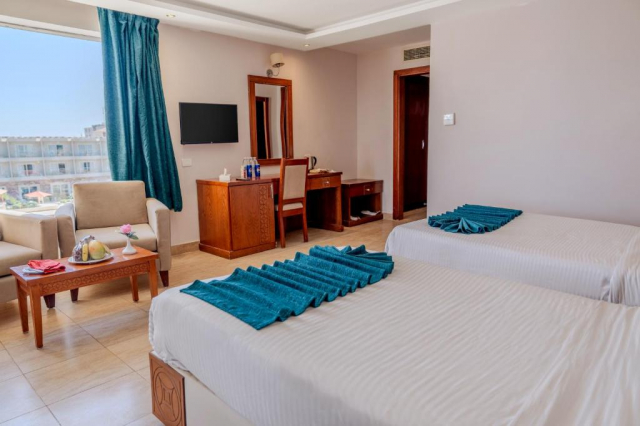 12.06 avion Iasi, Egipt - Hurghada Hurghada City, Rewaya Inn Resort (ex Hawaii Paradise Aqua Park Resort) 508 EURO, 7 nopti, All inclusive