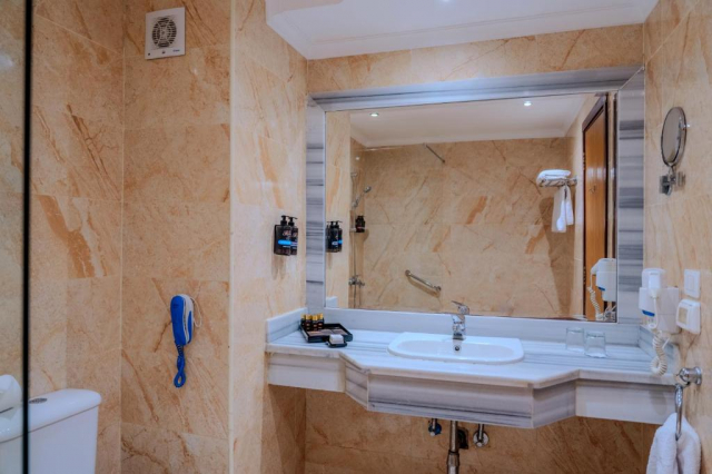 12.06 avion Iasi, Egipt - Hurghada Hurghada City, Rewaya Inn Resort (ex Hawaii Paradise Aqua Park Resort) 508 EURO, 7 nopti, All inclusive