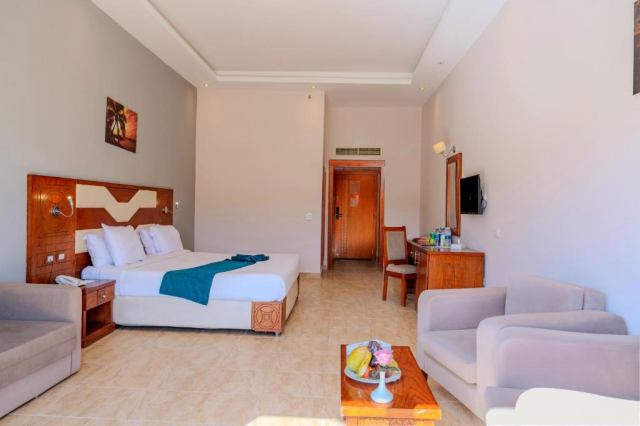 12.06 avion Iasi, Egipt - Hurghada Hurghada City, Rewaya Inn Resort (ex Hawaii Paradise Aqua Park Resort) 508 EURO, 7 nopti, All inclusive
