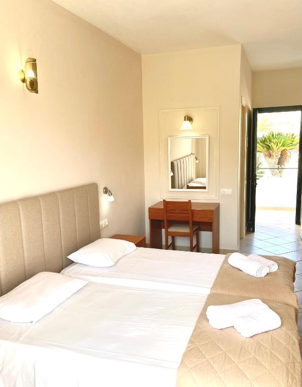 16.06 avion Bucuresti, Grecia - Corfu Kavos, Oasis Beach Club 430 EURO, 7 nopti, Fara masa