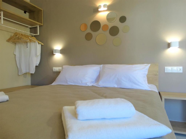 16.06 avion Bucuresti, Grecia - Corfu Kavos, Oasis Beach Club 430 EURO, 7 nopti, Fara masa