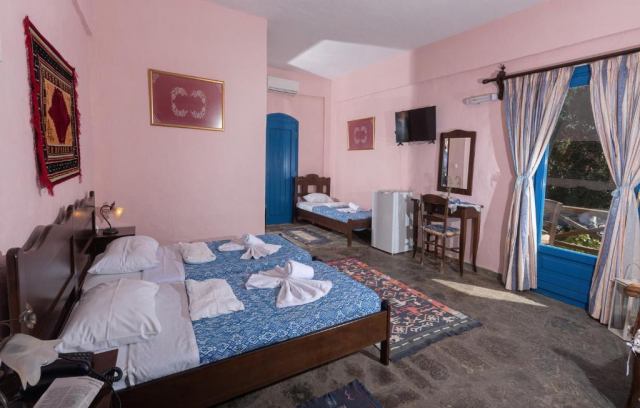 11.06 avion Bucuresti, Grecia - Creta - Heraklion Heraklion, Arolithos Traditional Cretan Village 391 EURO, 7 nopti, Fara masa