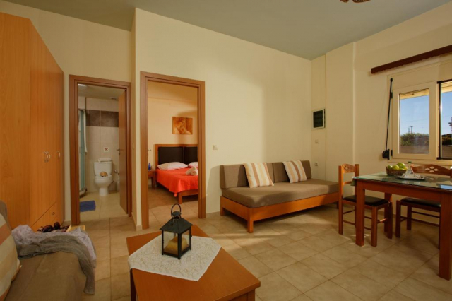 11.06 avion Bucuresti, Grecia - Creta - Heraklion Gouves, Fotis Studios And Apartments 420 EURO, 7 nopti, Fara masa