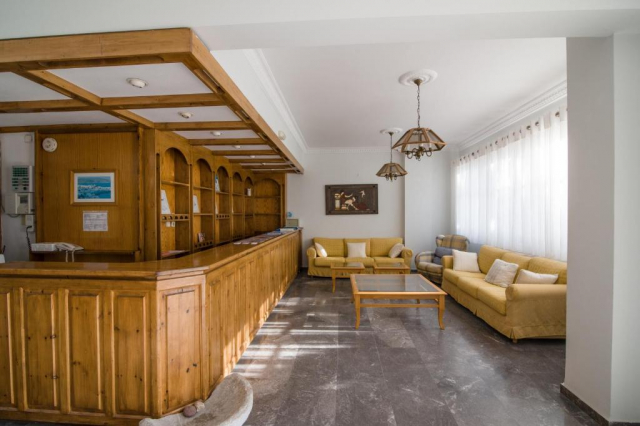 12.06 avion Bucuresti, Grecia - Santorini Kamari, Kamari Blu Boutique Hotel 596 EURO, 7 nopti, Mic dejun inclus