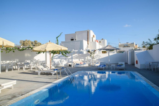 12.06 avion Bucuresti, Grecia - Santorini Kamari, Atlas Boutique Hotel 743 EURO, 7 nopti, Mic dejun inclus