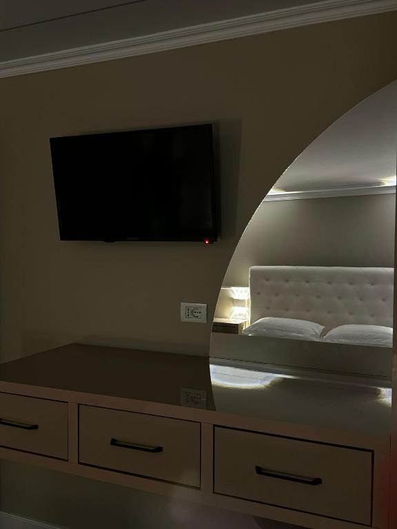 01.07 avion Bucuresti, Albania - Litoral Albania Durres, Hotel Bliss Boutique 528 EURO, 7 nopti, Mic dejun inclus