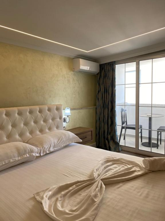 01.07 avion Bucuresti, Albania - Litoral Albania Durres, Hotel Bliss Boutique 528 EURO, 7 nopti, Mic dejun inclus