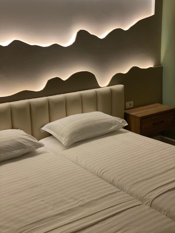 01.07 avion Bucuresti, Albania - Litoral Albania Durres, Hotel Bliss Boutique 528 EURO, 7 nopti, Mic dejun inclus