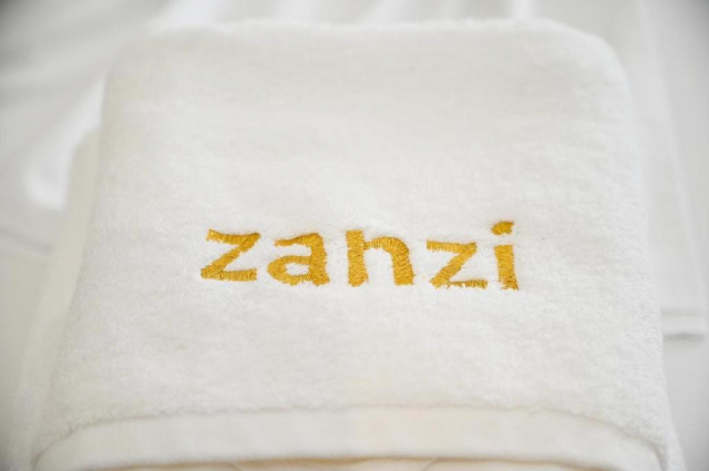 01.07 avion Bucuresti, Albania - Litoral Albania Durres, Hotel Zanzi 753 EURO, 7 nopti, Mic dejun inclus