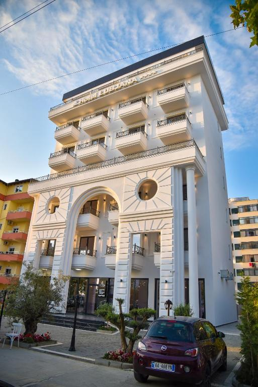 01.07 avion Bucuresti, Albania - Litoral Albania Durres, Hotel Lubjana 616 EURO, 7 nopti, Mic dejun inclus