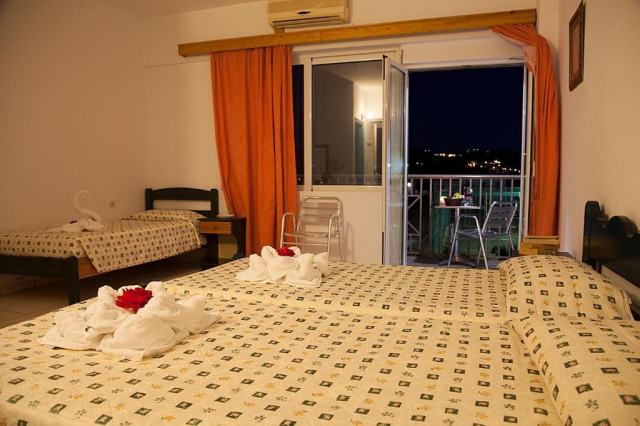 06.07 avion Bucuresti, Grecia - Kos Kefalos, Hotel Athinoula 587 EURO, 7 nopti, Mic dejun inclus