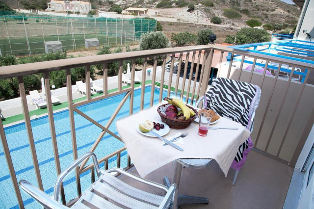 06.07 avion Bucuresti, Grecia - Kos Kefalos, Hotel Athinoula 587 EURO, 7 nopti, Mic dejun inclus