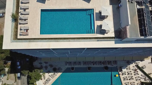 17.06 avion Bucuresti, Albania - Litoral Albania Durres, Hotel Durres Bay 538 EURO, 7 nopti, Mic dejun inclus