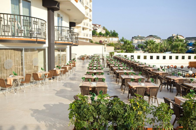 28.06 avion Bucuresti, Turcia - Antalya Alanya, Arabella World Hotel 763 EURO, 7 nopti, All inclusive