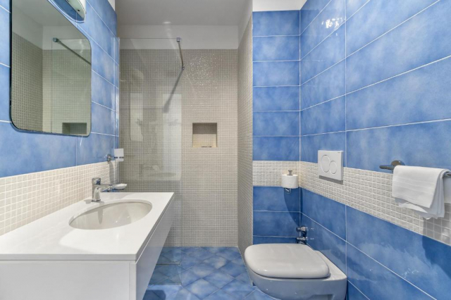 17.07 avion Bucuresti, Italia - Coasta Amalfitana Sorrento, Hotel Metropole 1008 EURO, 7 nopti, Mic dejun inclus