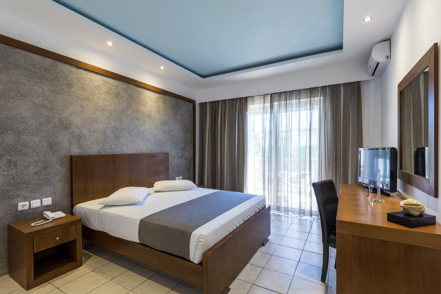 07.09 avion Bucuresti, Grecia - Kos Mastichari, Gaia Royal Hotel 979 EURO, 7 nopti, All inclusive
