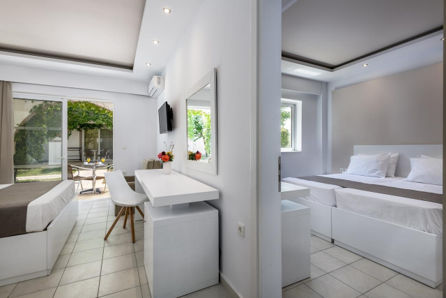 07.09 avion Bucuresti, Grecia - Kos Mastichari, Gaia Royal Hotel 979 EURO, 7 nopti, All inclusive