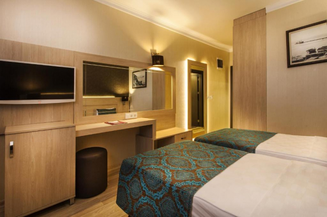 05.07 avion Bucuresti, Turcia - Antalya Alanya, Parador Beach Hotel Alanya 665 EURO, 7 nopti, All inclusive