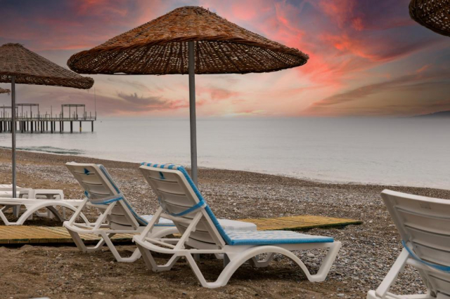 05.07 avion Bucuresti, Turcia - Antalya Alanya, Holiday Park Resort 704 EURO, 7 nopti, Ultra all inclusive