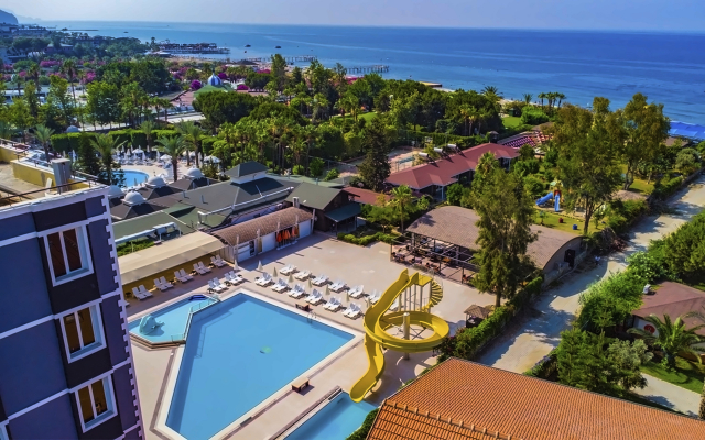 496 EUR - Last Minute zbor din Bucuresti Turcia - Antalya Clover Magic Park Beach Alanya
